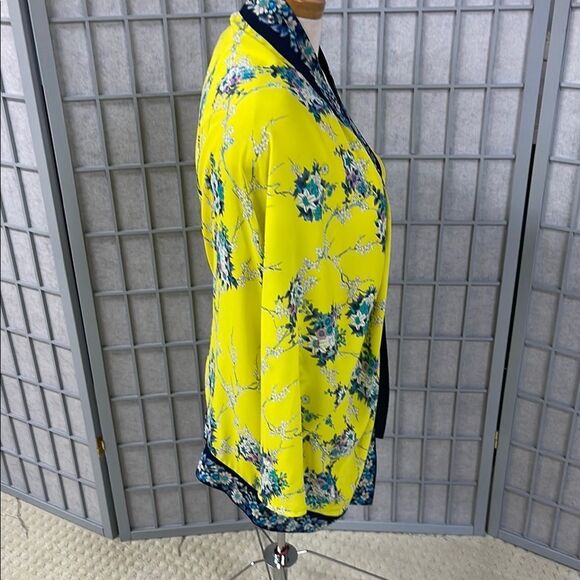Oasis Yellow Floral Kimono Top - Picture 2 of 4